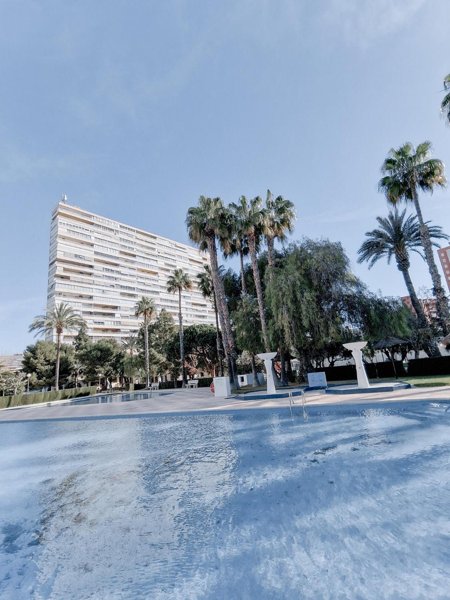 Sea Apartment Alicante Exterior foto